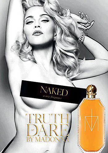 Madonna nuda a 54 anni