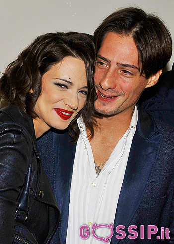 Asia Argento sempre in love con Michele: foto