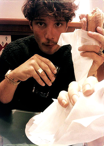 Stefano De Martino: "Che fame!" Stefano De Martino: "Che fame!"