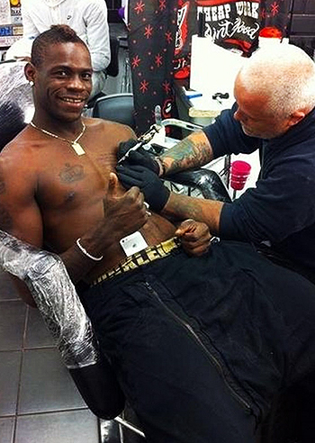 Mario Balotelli, Gengis Khan sulla pelle