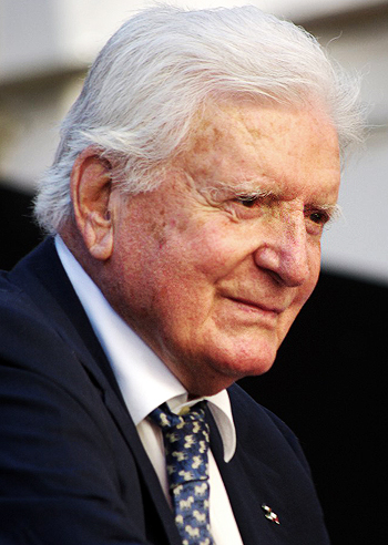 Sergio Zavoli picchiato e rapinato alle porte di Roma Sergio Zavoli picchiato e rapinato alle porte di Roma