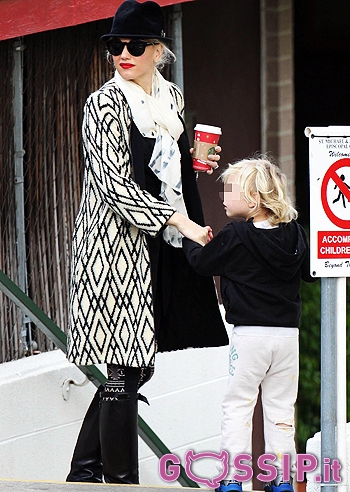 Gwen Stefani e il suo look invernale: foto