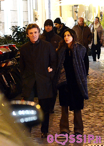 Shopping natalizio per Sabrina Ferilli e Flavio Cattaneo