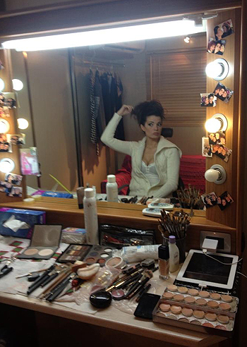 Laura Torrisi, un 'vaffa' ai Maya Laura Torrisi, un 'vaffa' ai Maya