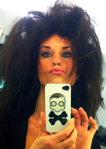 Lavori in corso per i capelli di Antonella Mosetti