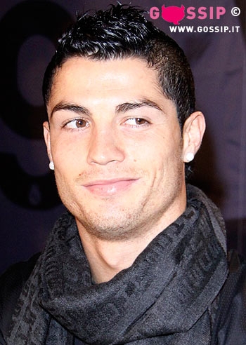 C. Ronaldo mette da parte i capricci e le belle donne