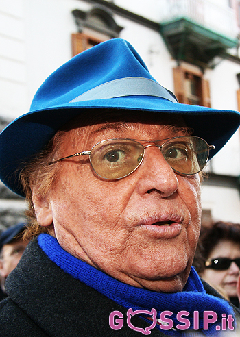 Renzo Arbore, Don Walter Insero "merita l'inferno"