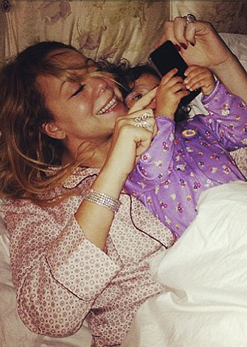 Mariah Carey si guarda ad "American Idol" con la figlia