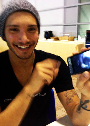 Stefano De Martino, entusiasta con l'ecografia di Santiago