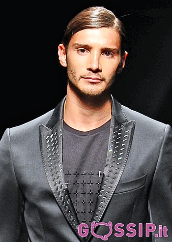 Stefano De Martino chiede scusa a Emma