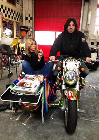 Maddalena Corvaglia, si lima le unghie