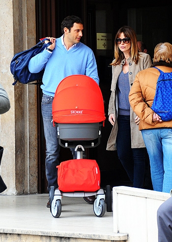 Serena Autieri, lascia l'ospedale con Giulia