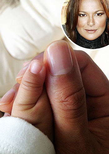 Magda Gomes tiene la mano di Yasmin