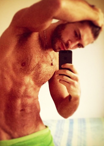 Valerio Pino hot sul social