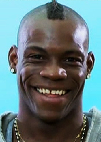 Mario Balotelli a Le Iene: 'Innamorato di Fanny' Mario Balotelli a Le Iene: 'Innamorato di Fanny'