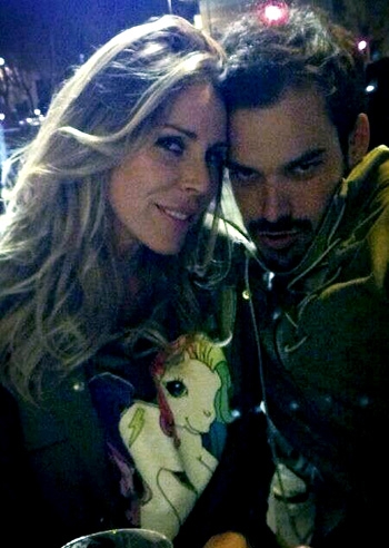 Guenda Canessa e Luca Marin, bacio al Colosseo