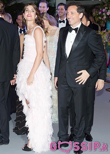 Charlotte Casiraghi, al Ballo della Rosa con Gad Elmaleh
