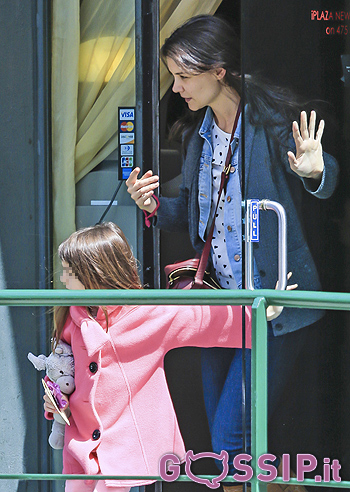 Katie Holmes e Suri alla Spa: foto