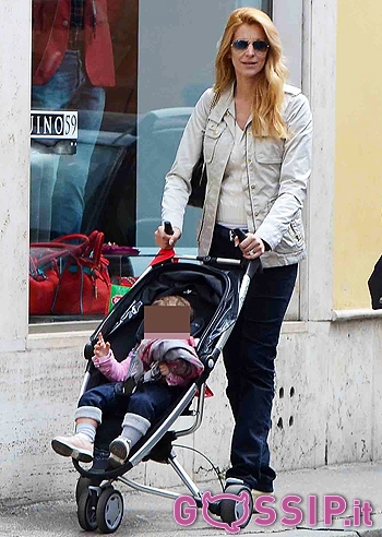 Adriana Volpe con Carli e Gisele