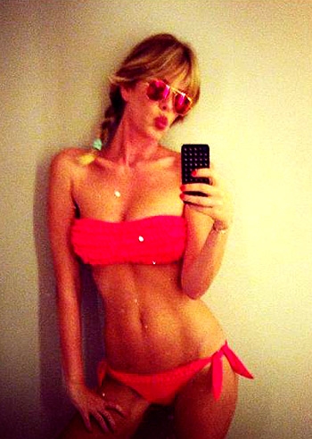 Alessia Marcuzzi, aspettando l'estate