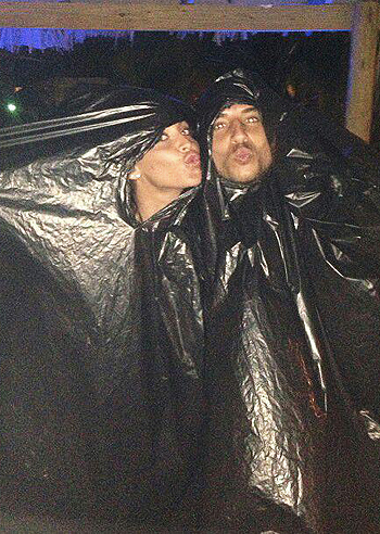 I Daposhian sotto la pioggia a Santo Domingo