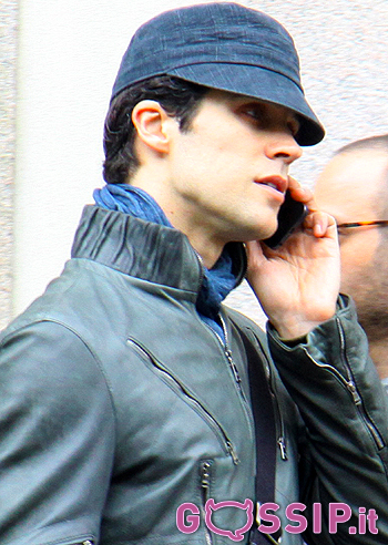 Shopping da D&G per Roberto Bolle