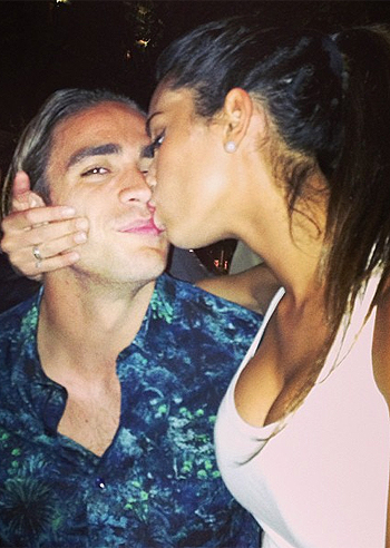 Federica Nargi, super bacio con Matri