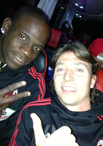 Balotelli e Montolivo in festa Balotelli e Montolivo in festa