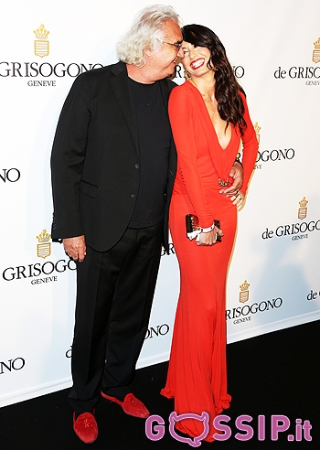 Elisabetta Gregoraci in rosso a Cannes