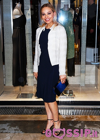 Ornella Muti da Armani a Cannes