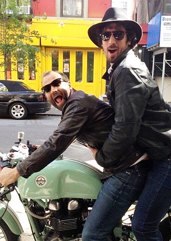 Fabio Volo, A NY sulla moto come McQuenn