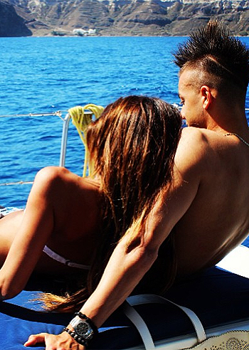 El Shaarawy, relax romantico con Ester El Shaarawy, relax romantico con Ester