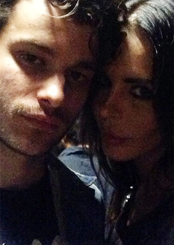 Nina Moric si consola con Francesco