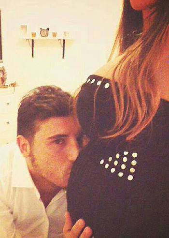 Umberto, un kiss al pancione di Guenda