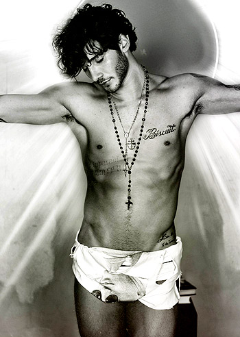 Stefano De Martino come Gesù