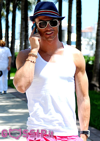 Cristiano Ronaldo si rilassa con gli amici