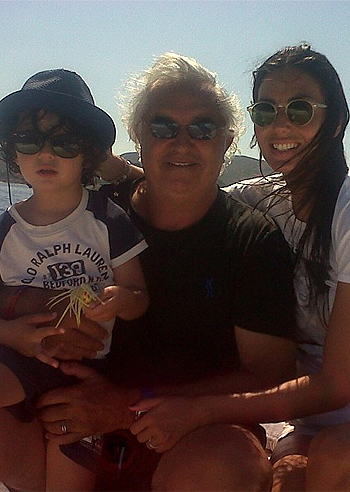 Elisabetta Gregoraci è arrivata! Elisabetta Gregoraci è arrivata!