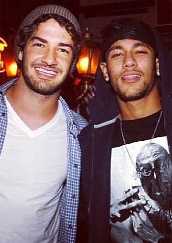 Alexandre Pato, vita da single