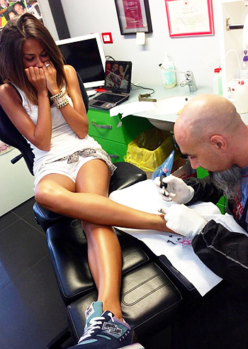 Giorgia Palmas, che dolore! Giorgia Palmas, che dolore!