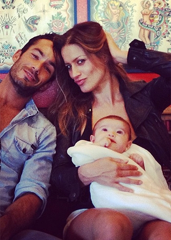 Lola Ponce, Erin compie 5 mesi