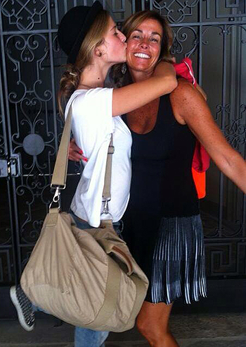 Cristina Parodi, una mamma al bacio