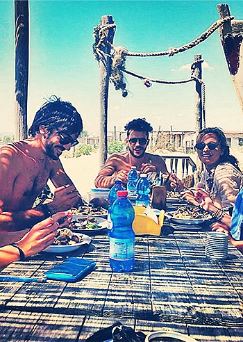 Andrea Montovoli, pranzetto con gli amici