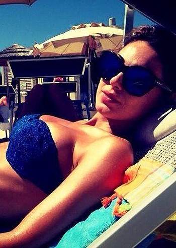 Anna Tatangelo, fisico super