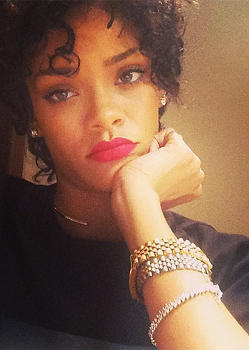 Capelli al naturale per Rihanna