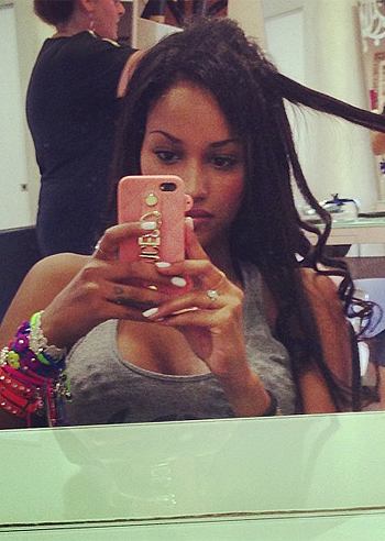 Fanny Neguesha, momento relax dal parrucchiere