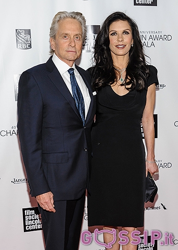 Catherine Zeta-Jones e Michael Douglas in pausa di riflessione Catherine Zeta-Jones e Michael Douglas in pausa di riflessione