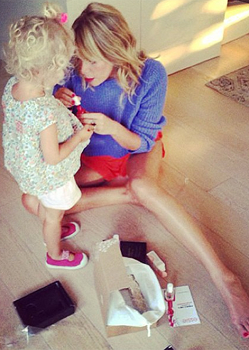 Alessia e Mia, passione smalti