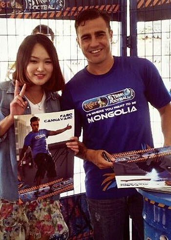 Fabio Cannavaro come Gengis Khan