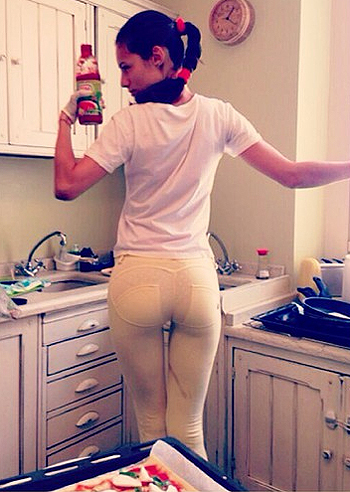 Marica Pellegrinelli, sugo sui pantaloni Marica Pellegrinelli, sugo sui pantaloni