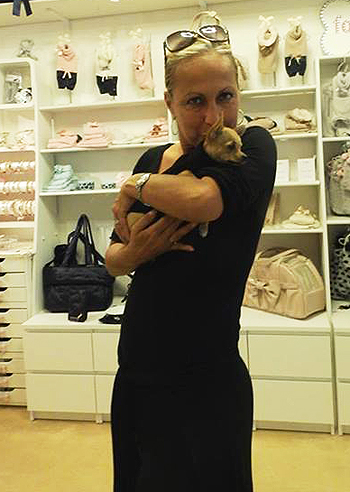 Celentano, acquisti fashion per il cane